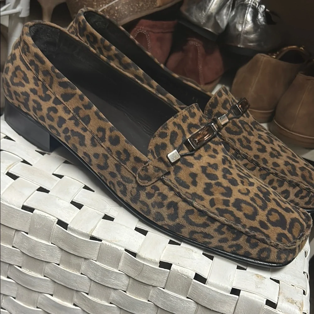 Stuart Weitzman Carrini Leopard Print Woman’s Loafers - Picture 5 of 11